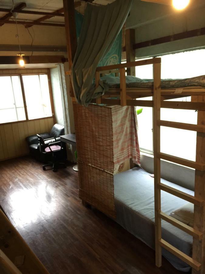 Asahi Guest House Naha Buitenkant foto